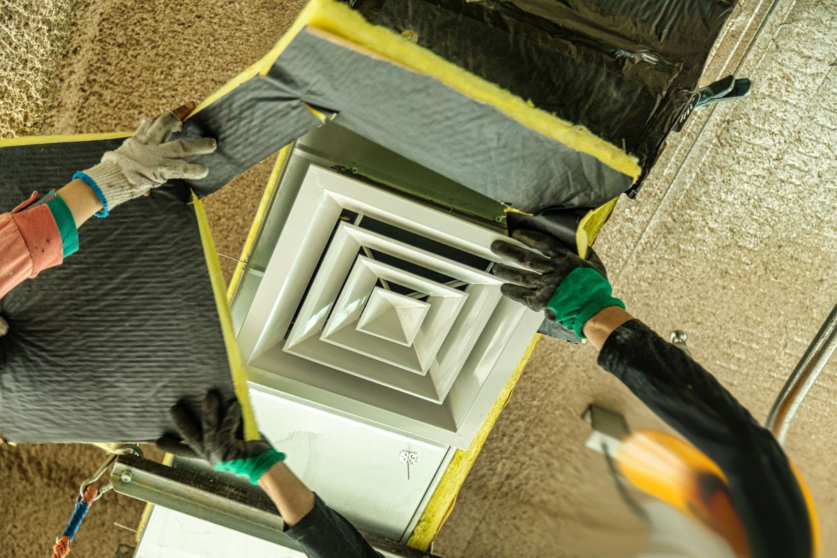Ventilation duct construction